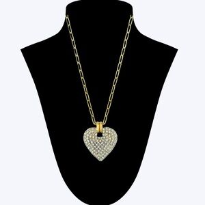 BEAUTIFUL & ELEGANT! A Gold Heart Shaped Rhinestone Pendant Necklace